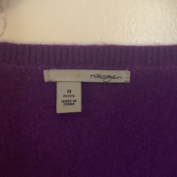 Halogen Cashmere V-Neck Sweater Size Medium Petite - Picture 3 of 4